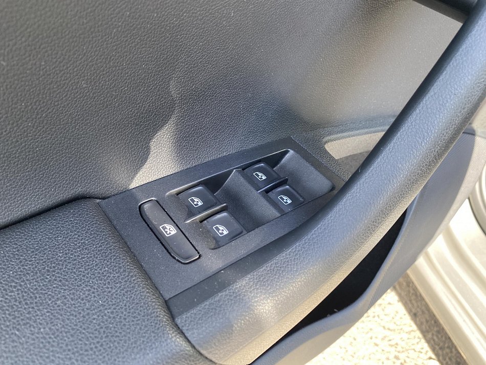 Škoda Octavia III 2.0 TSi Style