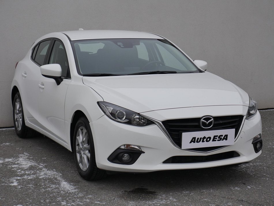 Mazda 3 1.5i 