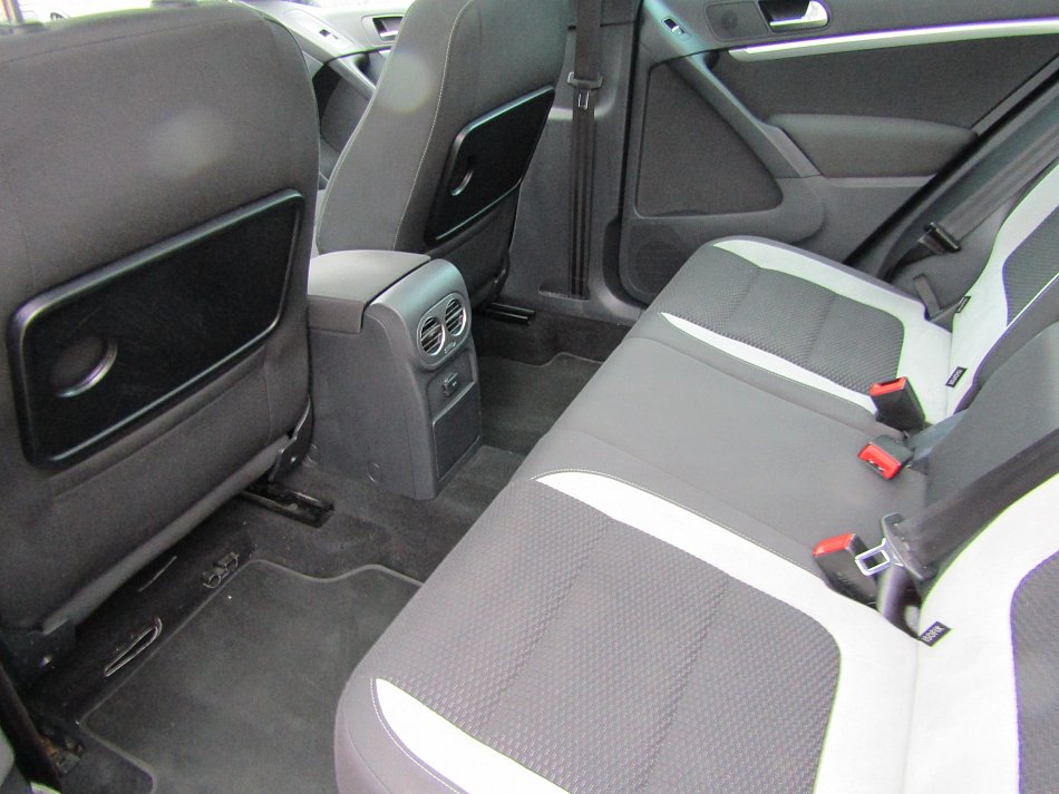 Volkswagen Tiguan 2.0 TDi R-line 4x4