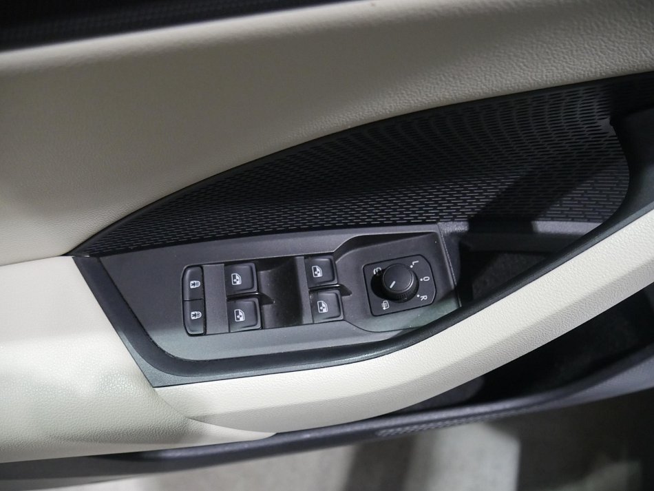 Škoda Octavia IV 1.5TSi 