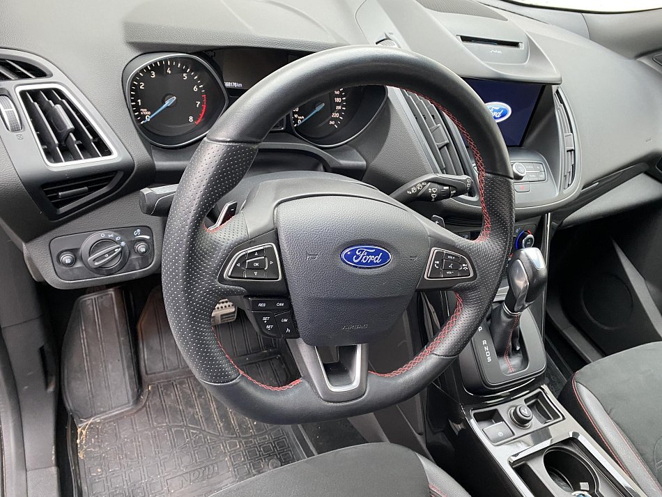 Ford Kuga 1.5EB ST-Line AWD