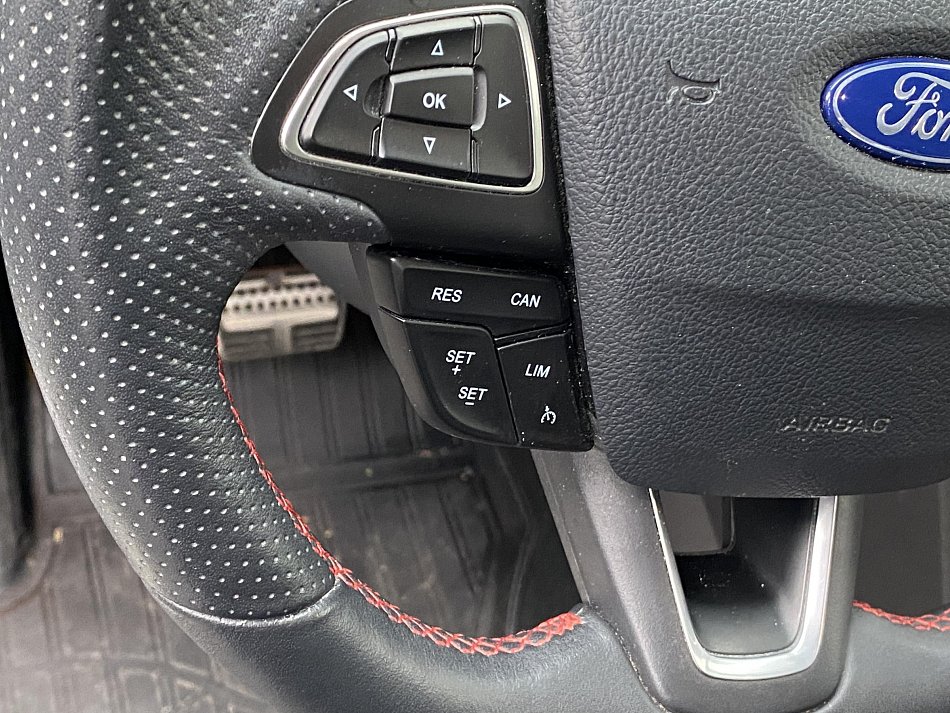 Ford Kuga 1.5EB ST-Line AWD