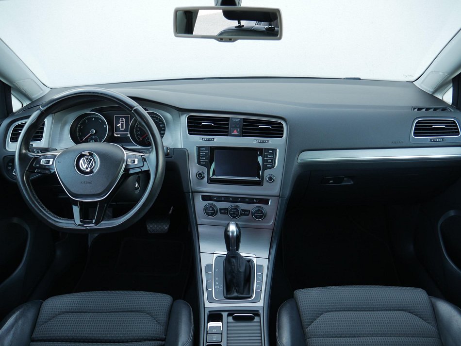 Volkswagen Golf 1.4 TSi 