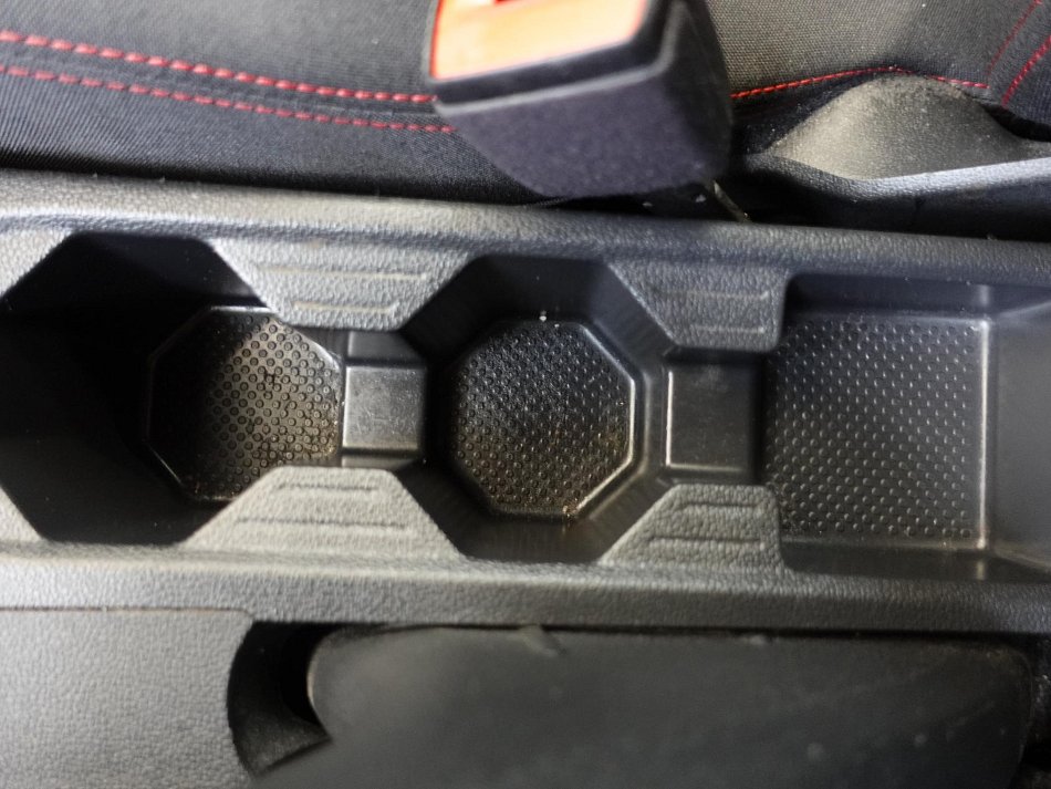 Volkswagen Polo 2.0TFSi 