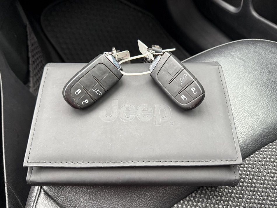 Jeep Compass 1.6M-Jet 