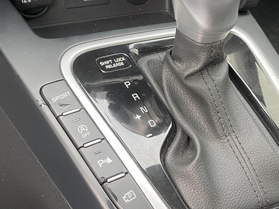 Kia Ceed 1.5 T-GDi TOP