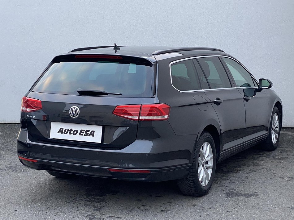 Volkswagen Passat 2.0 TDi 
