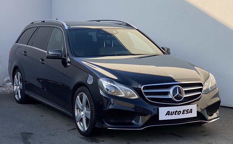 Mercedes-Benz Třída E 3.0 CDi Avantgarde E350 4Matic