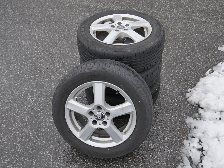 Škoda Rapid 1.2 TSi Fresh