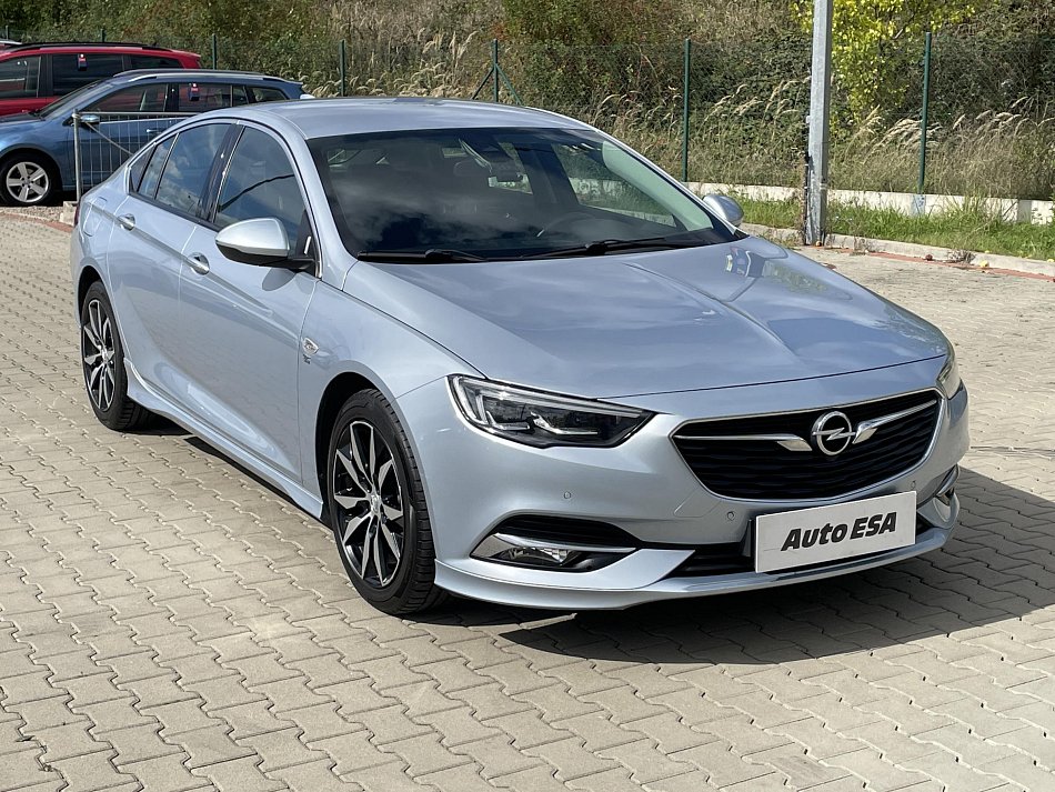 Opel Insignia 2.0CDTi Innovation