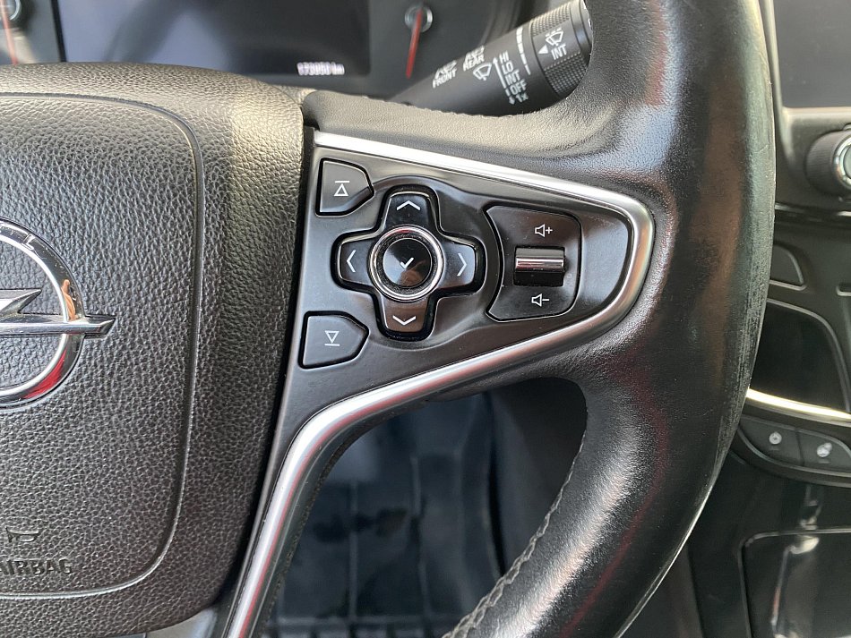 Opel Insignia 2.0 CDTi 