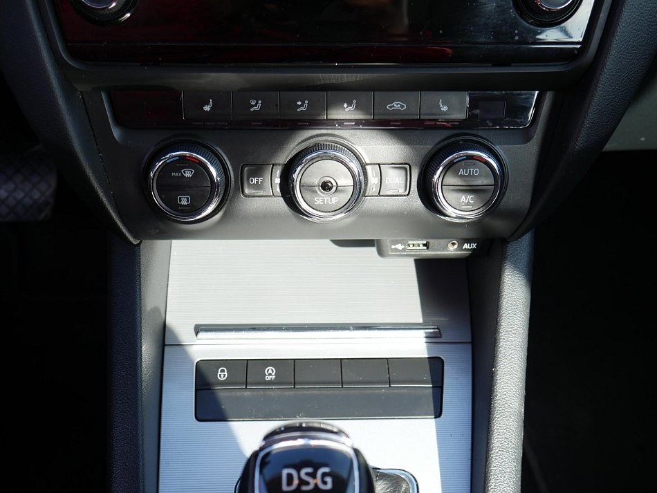 Škoda Octavia III 2.0 TDi Elegance