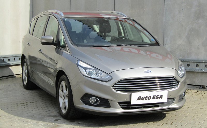Ford S-MAX 2.0 TDCi  4x4, 7míst