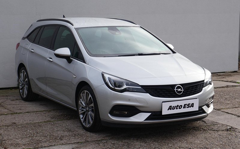Opel Astra 1.5CDTi Dynamic
