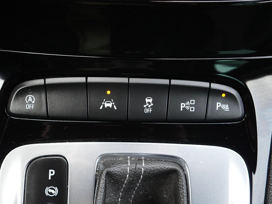 Opel Astra 1.5CDTi Dynamic