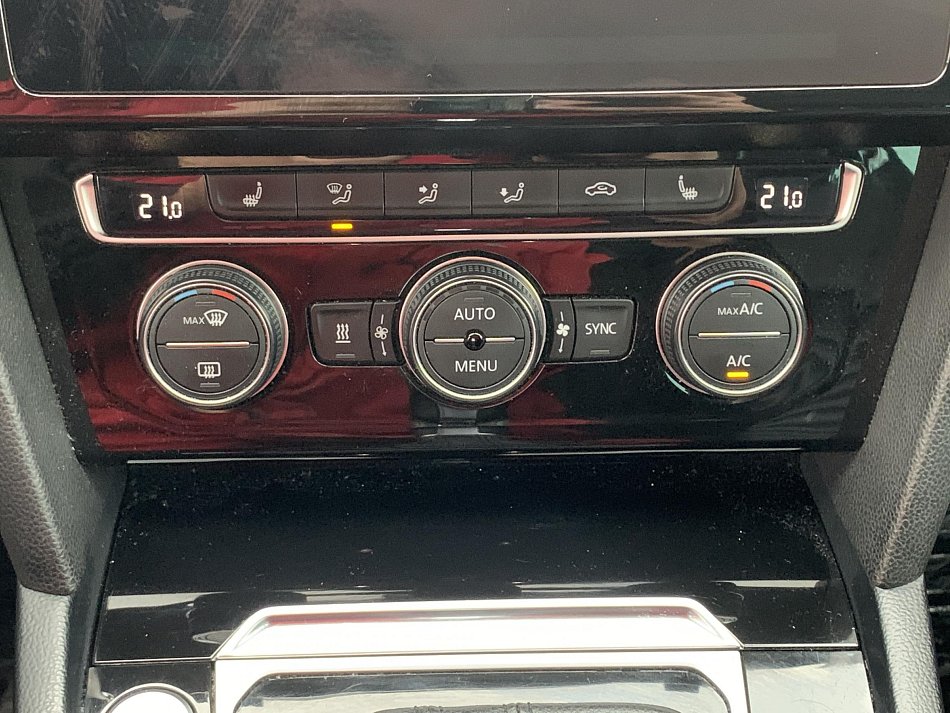 Volkswagen Passat 2.0 TDi 