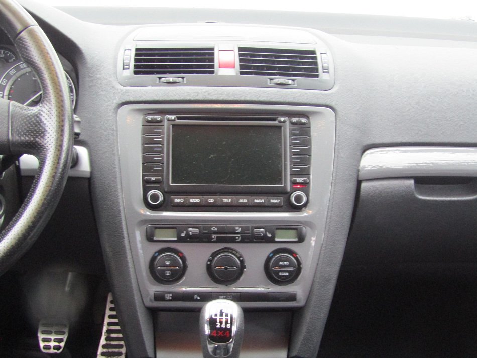 Škoda Octavia II 2.0 TDi RS