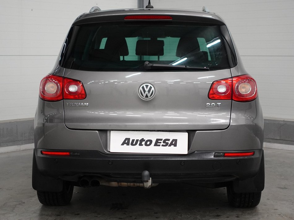 Volkswagen Tiguan 2.0TSi  4x4