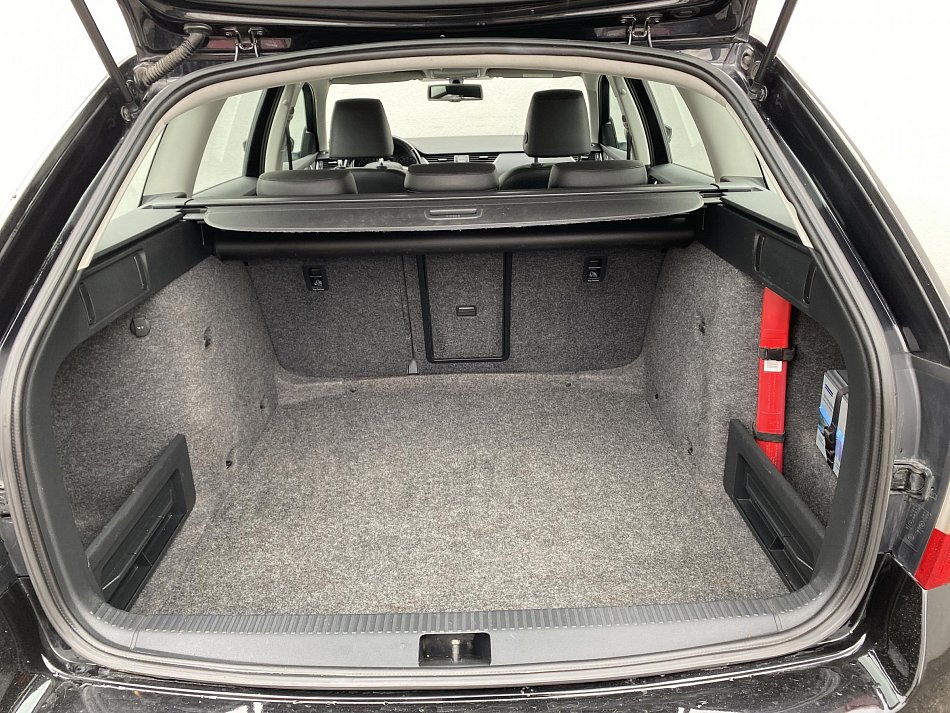 Škoda Octavia III 1.6 TDi Elegance