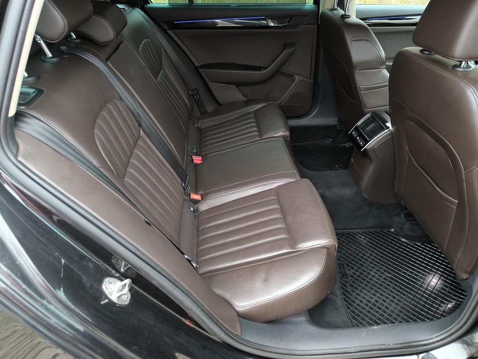 Škoda Superb III 2.0 TDi 