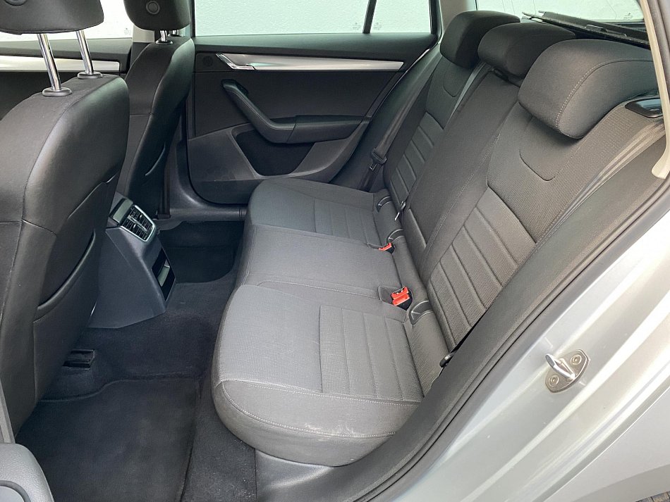 Škoda Octavia III 1.6 TDI 