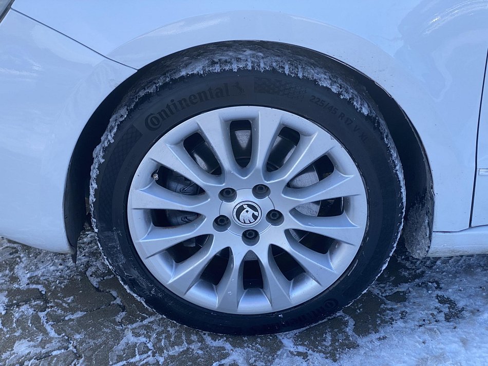 Škoda Superb II 2.0 TDi Ambiente