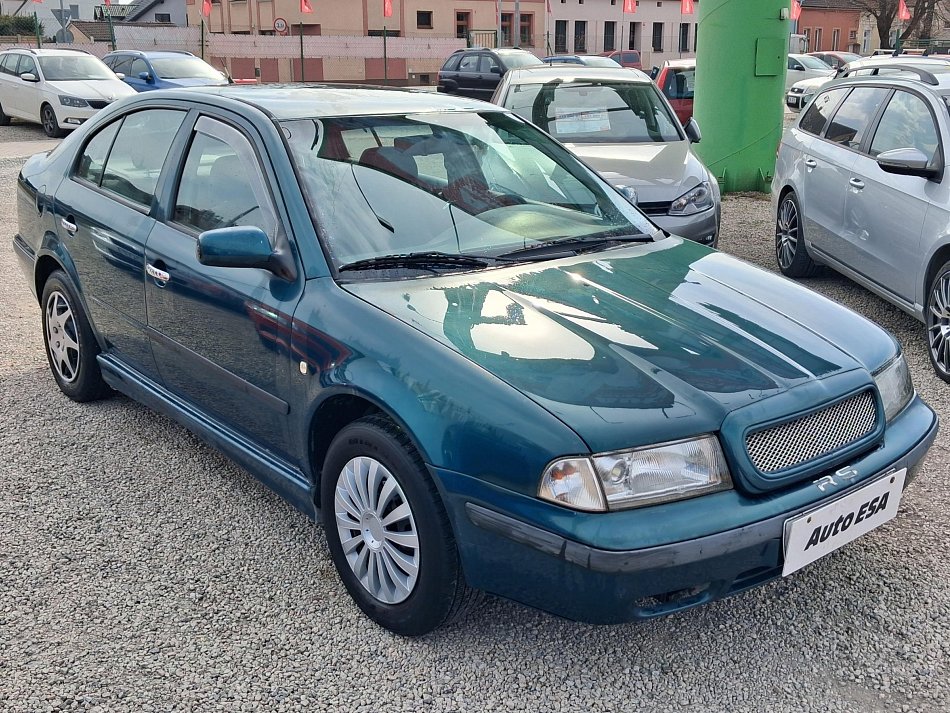 Škoda Octavia 1.6 i 