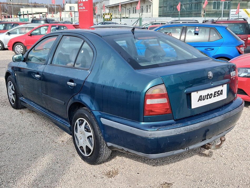 Škoda Octavia 1.6 i 