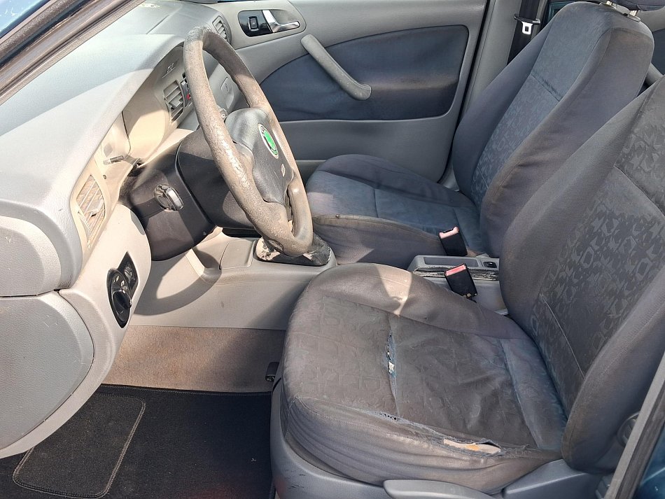 Škoda Octavia 1.6 i 