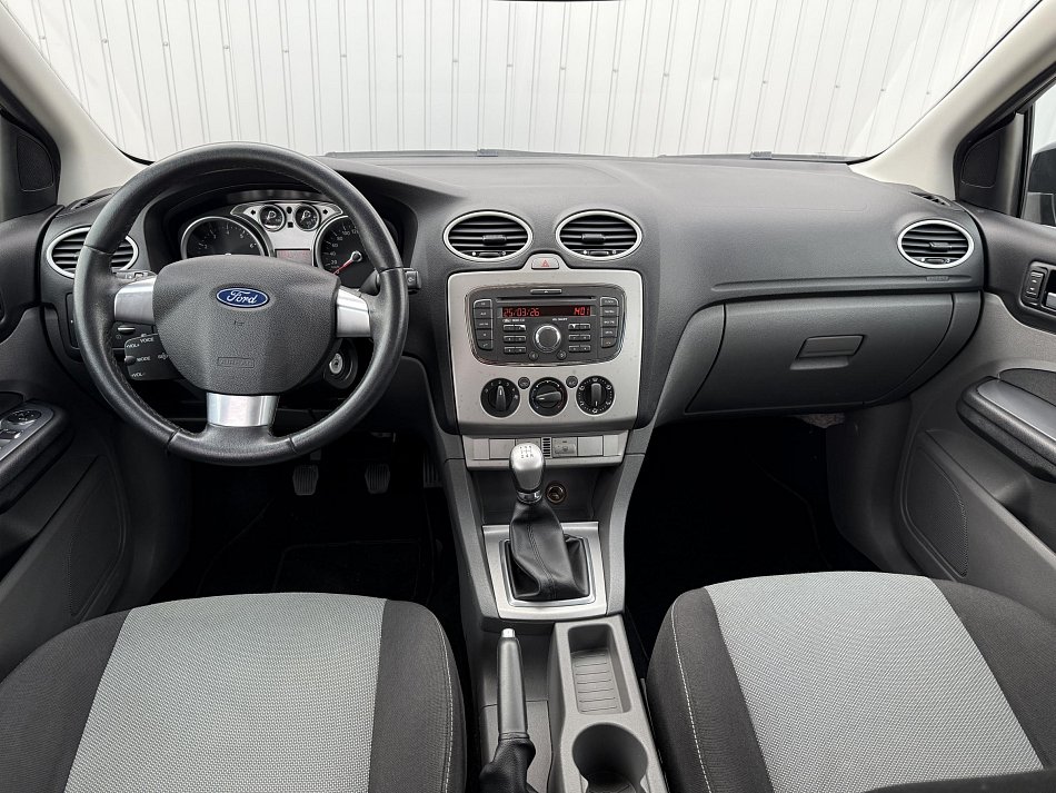 Ford Focus 1.6i 