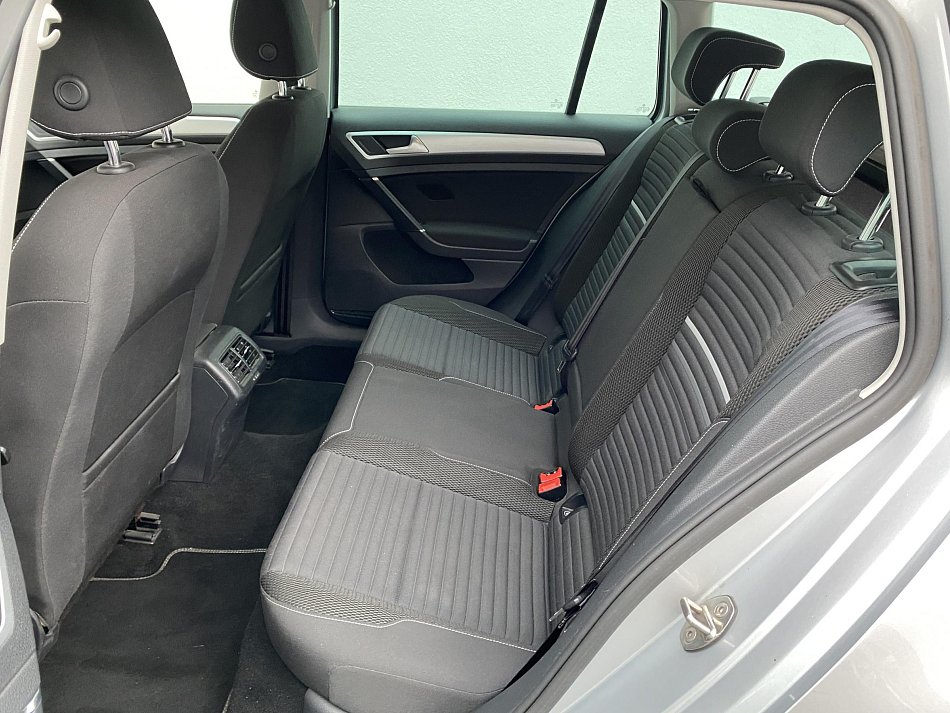 Volkswagen Golf 2.0 TDi CUP