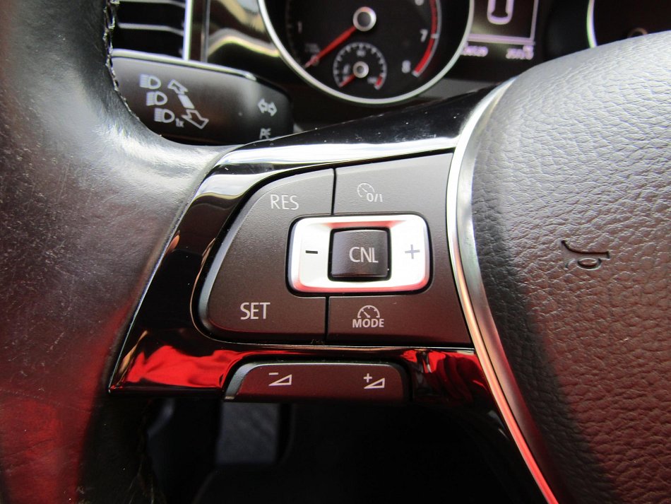 Volkswagen Sportsvan 1.4 TSi 