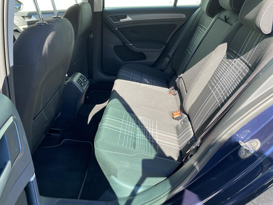 Volkswagen Golf 1.2 TSi Lounge