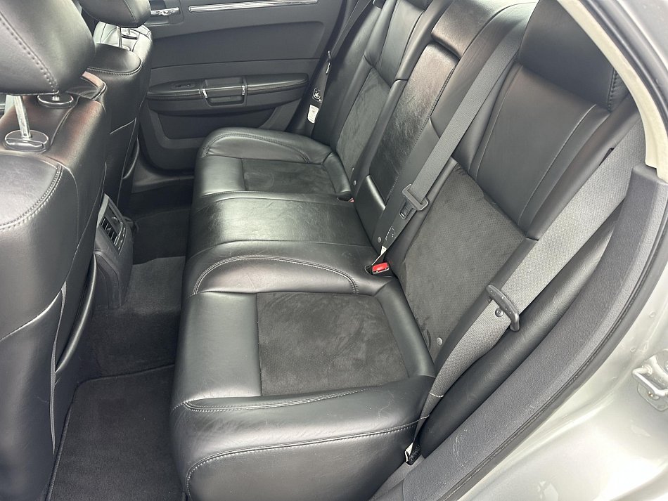 Chrysler 300C 3.0 CRDI 