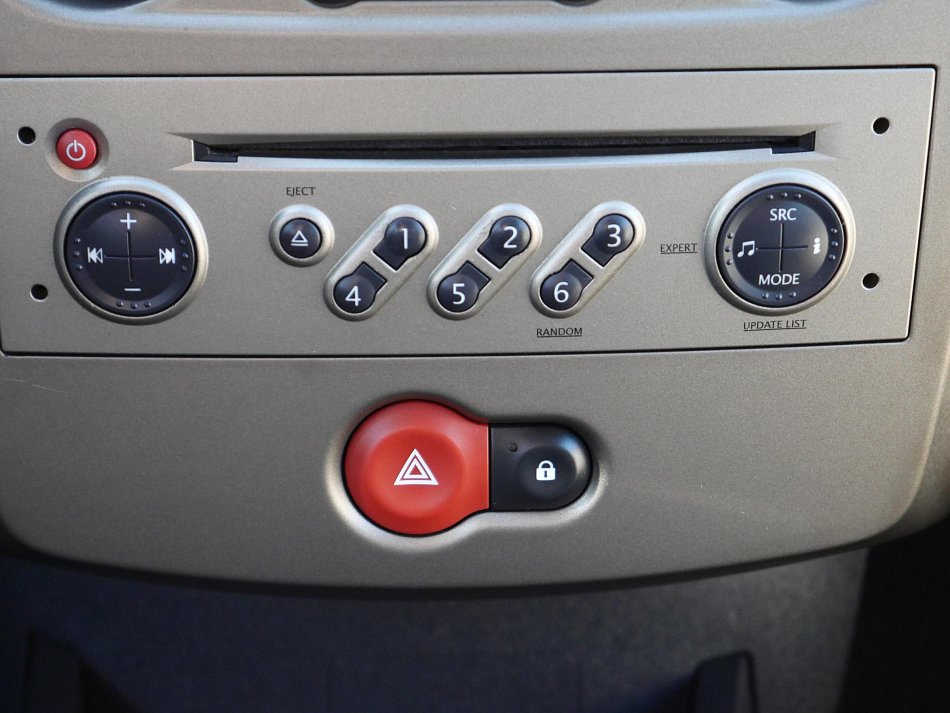 Renault Clio 1.2 16V 