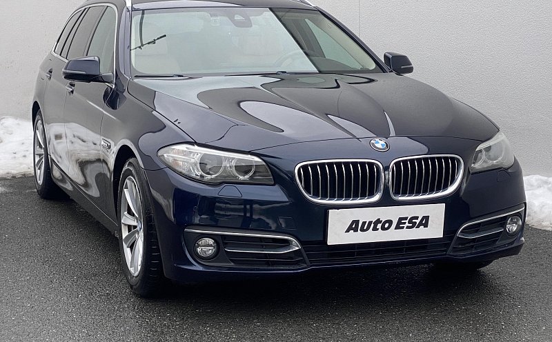 BMW Řada 5 2.0i LuxuryLine 528i xDrive