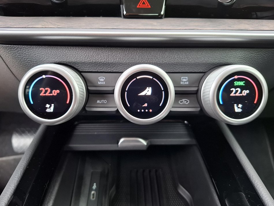 Škoda Superb IV 2.0 TDi L&K 4x4