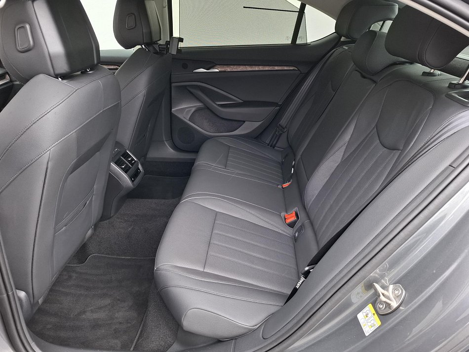 Škoda Superb IV 2.0 TDi L&K 4x4