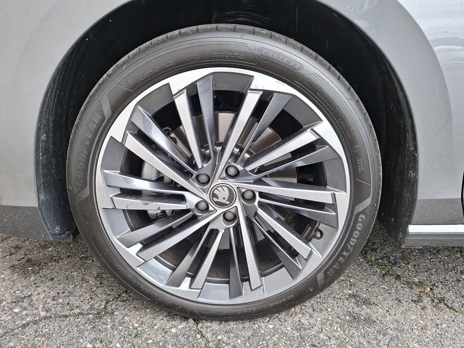 Škoda Superb IV 2.0 TDi L&K 4x4