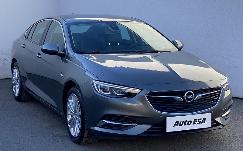 Opel Insignia 2.0 CDTi 