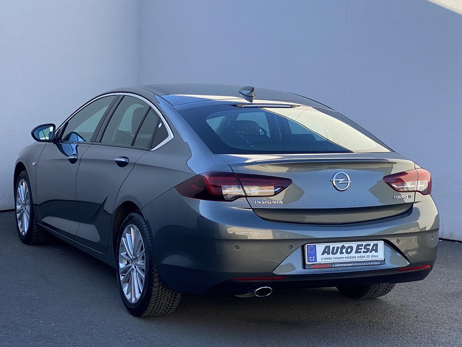 Opel Insignia 2.0 CDTi 