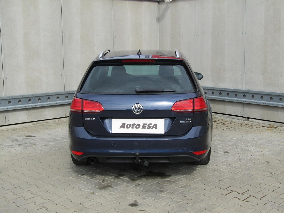 Volkswagen Golf 1.0 TSi 