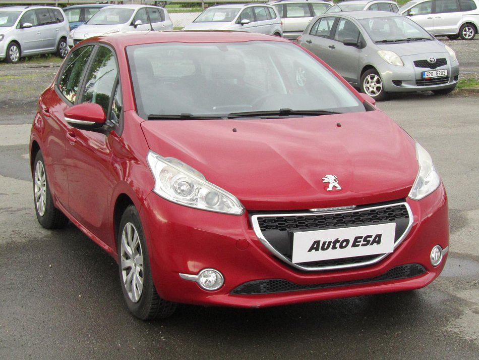 Peugeot 208 1.2 VTi 
