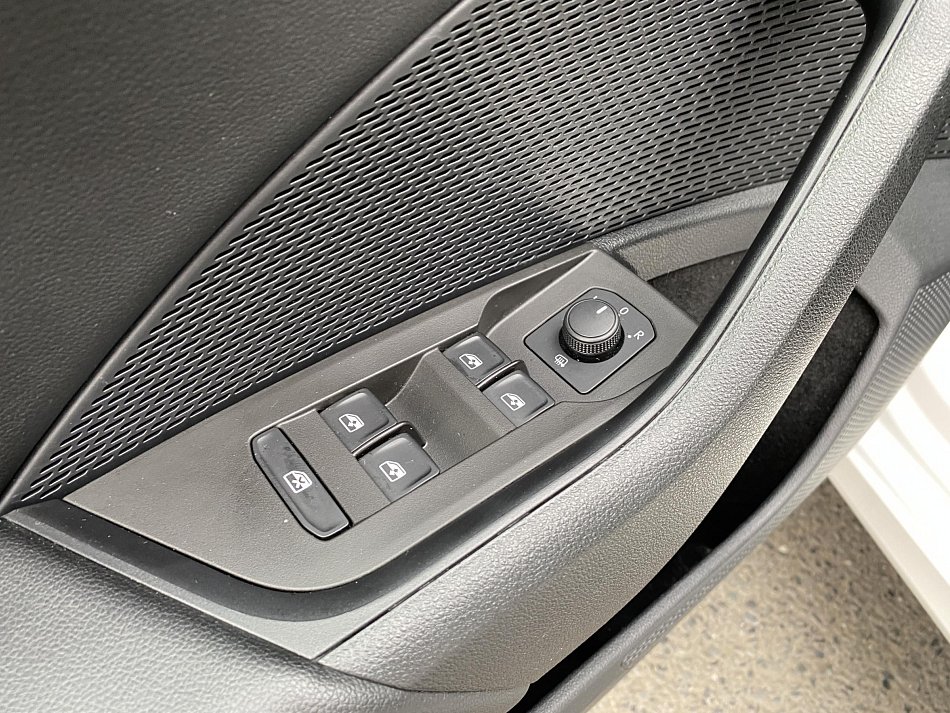 Škoda Octavia IV 1.5TSi Ambition