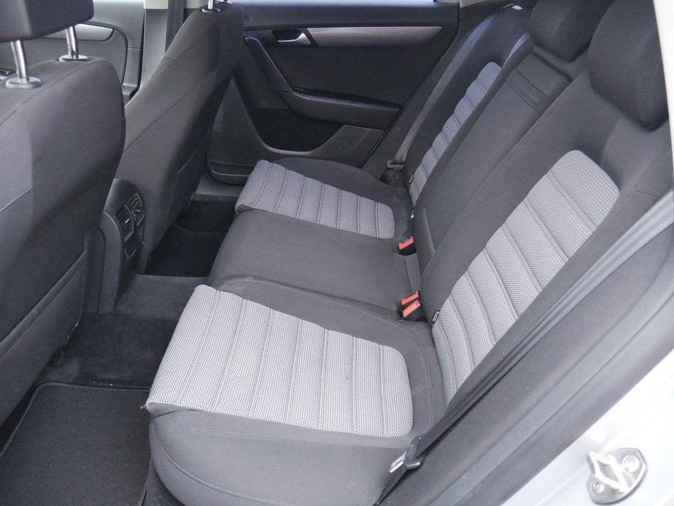 Volkswagen Passat 2.0TDi 