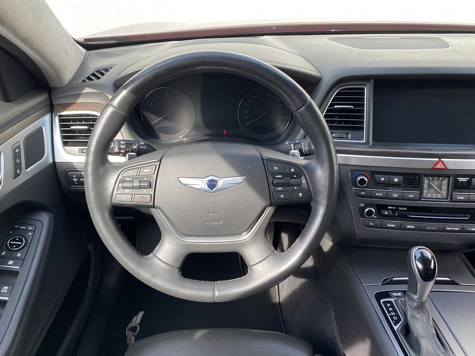 Hyundai Genesis 3.8i Exclusive 4x4