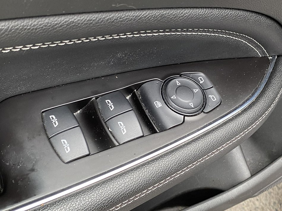 Opel Insignia 1.6 CDTi 