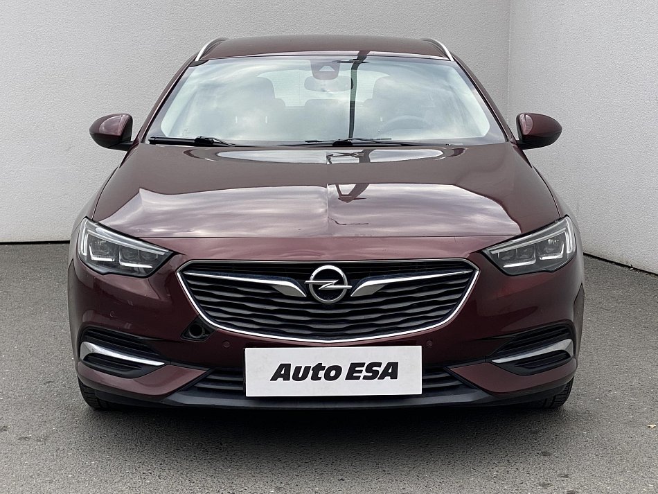 Opel Insignia 1.6 CDTi 