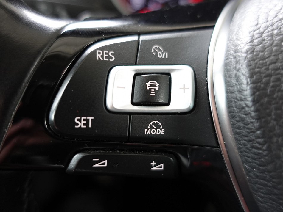 Volkswagen Passat 2.0TDI  4x4