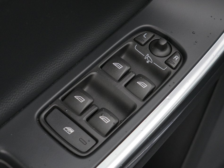 Volvo V60 2.4 D4 Cross Country 4x4